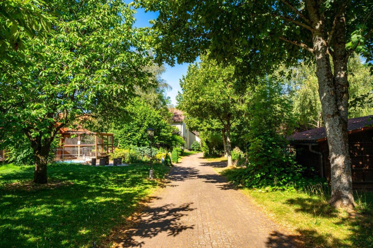 Hotel Schlossberg Grafenberg  Экстерьер фото